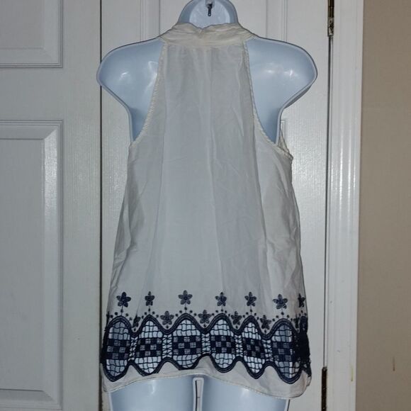 Sophie Max white blue sleeveless top Sz M - Picture 4 of 5